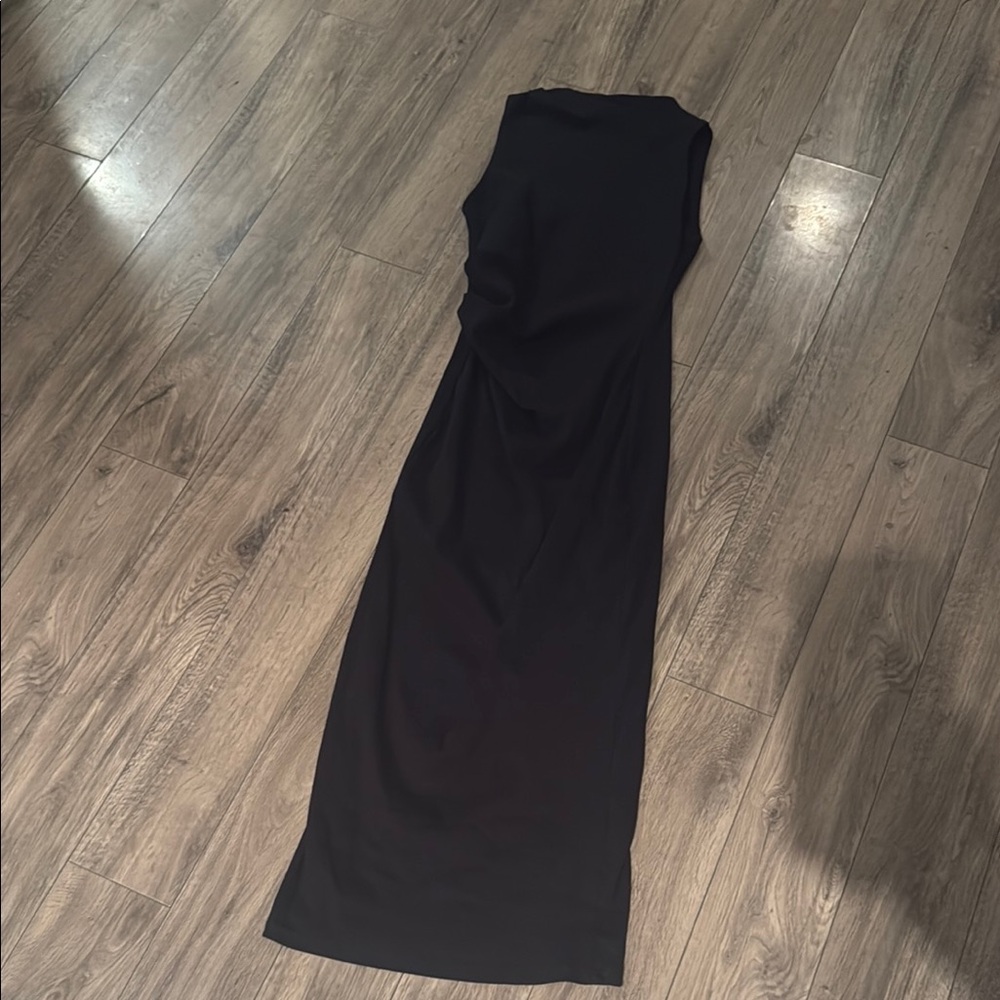 Elegant Black Sleeveless Maxi Dress